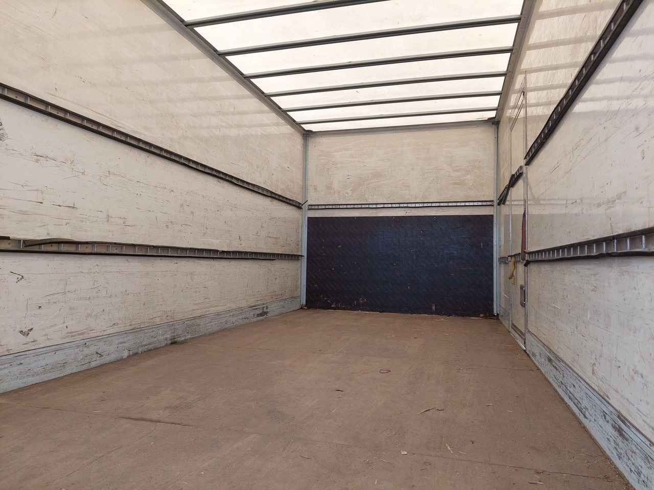 Bestelwagen gesloten laadbak Mercedes-Benz Atego 816 4x2: afbeelding 7
