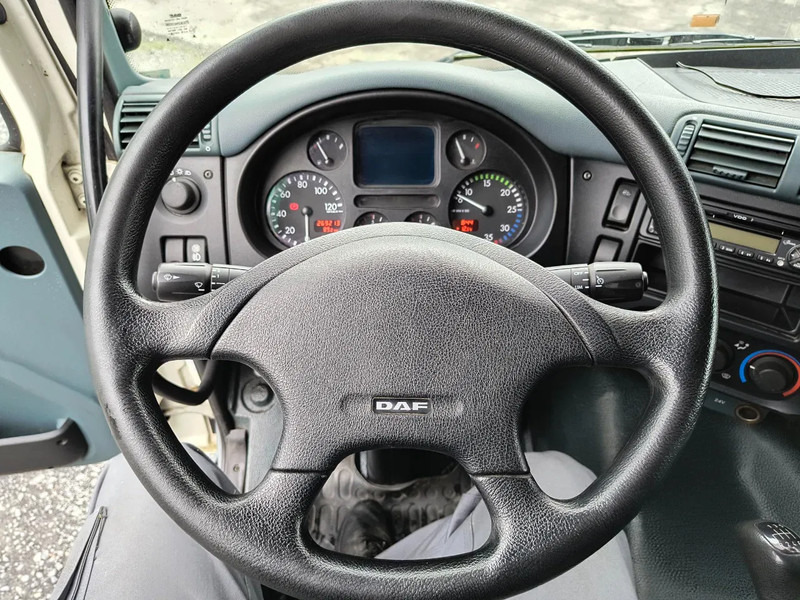 Interieur foto 2: Bakwagen DAF CF 65.220 CASE - D'HOLLANDIA 2000 KG - 269200 KM