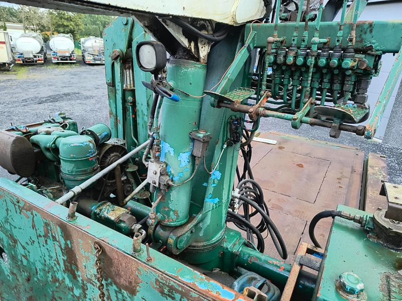 Open bak met boorden oplegger EKW WITH FONCTIONING (!) GLIDING CRANE: afbeelding 12