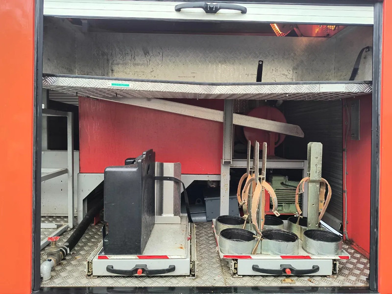 Brandweerwagen Iveco Eurocargo 38 025 KM (!) - LIGHT TOWER - GENERATOR - 525L TANK: afbeelding 16