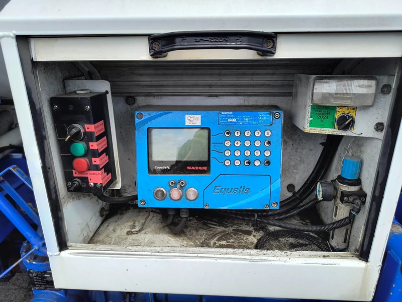 Tankwagen voor het vervoer van brandstoffen Renault Premium 310 DXI CARBURANT / FUEL 13500L - 4 COMP: afbeelding 10