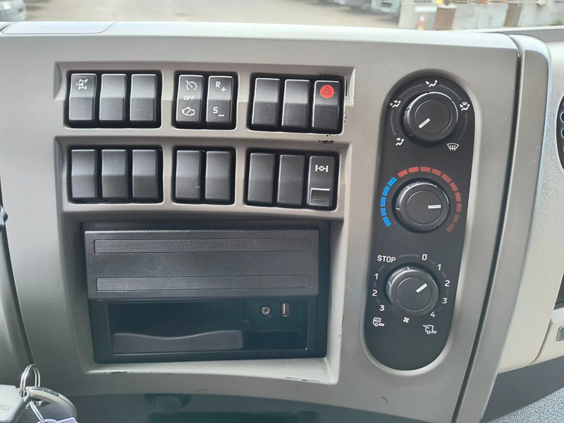 Tankwagen voor het vervoer van brandstoffen Renault Premium 310 DXI CARBURANT / FUEL 13500L - 4 COMP: afbeelding 13