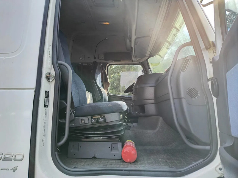 Leasing Volvo FH 13.520 6X2 - 90 TON - VOITH RETARDER - BIG AXLES - LIFTING AXLE Volvo FH 13.520 6X2 - 90 TON - VOITH RETARDER - BIG AXLES - LIFTING AXLE: afbeelding 12 Leasing Volvo FH 13.520 6X2 - 90 TON - VOITH RETARDER - BIG AXLES - LIFTING AXLE Volvo FH 13.520 6X2 - 90 TON - VOITH RETARDER - BIG AXLES - LIFTING AXLE: afbeelding 12