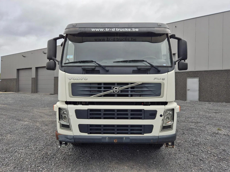Volvo FM 9.300 TIPPER - HMF 1060K3 CRANE - Kipper vrachtwagen, Kraanwagen: afbeelding 2 Volvo FM 9.300 TIPPER - HMF 1060K3 CRANE - Kipper vrachtwagen, Kraanwagen: afbeelding 2