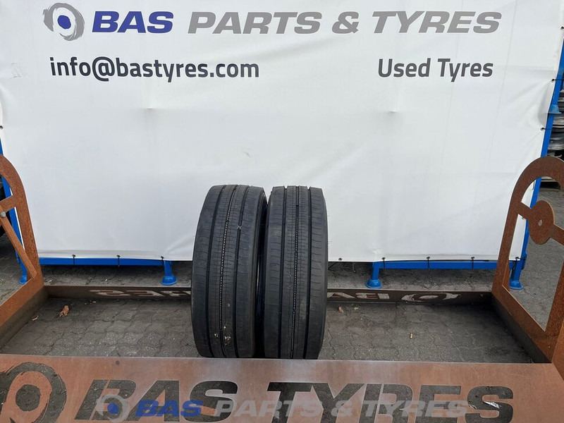 Bridgestone Bridgestone 265/70R17.5 Duravis R-Steer002 138/136 M M+S 3PMSF gebruikte set - Band voor Vrachtwagen: afbeelding 1 Bridgestone Bridgestone 265/70R17.5 Duravis R-Steer002 138/136 M M+S 3PMSF gebruikte set - Band voor Vrachtwagen: afbeelding 1