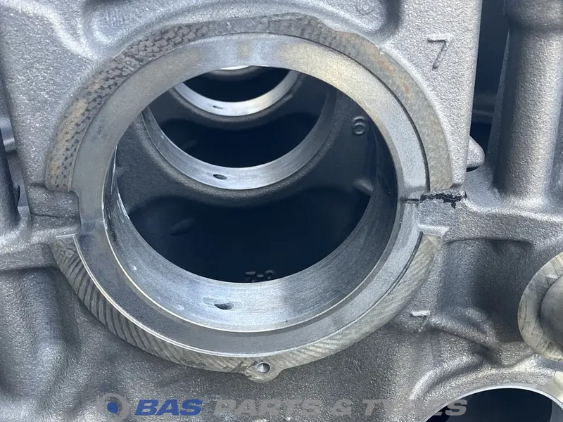 DAF Cilinderblok DAF 2115212 - Cilinderblok voor Vrachtwagen: afbeelding 5 DAF Cilinderblok DAF 2115212 - Cilinderblok voor Vrachtwagen: afbeelding 5