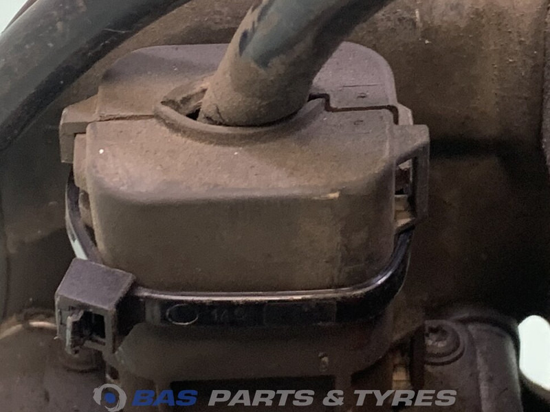 DAF EGR klep DAF 1896001 - Geluiddemper/ Uitlaatsysteem voor Vrachtwagen: afbeelding 4 DAF EGR klep DAF 1896001 - Geluiddemper/ Uitlaatsysteem voor Vrachtwagen: afbeelding 4