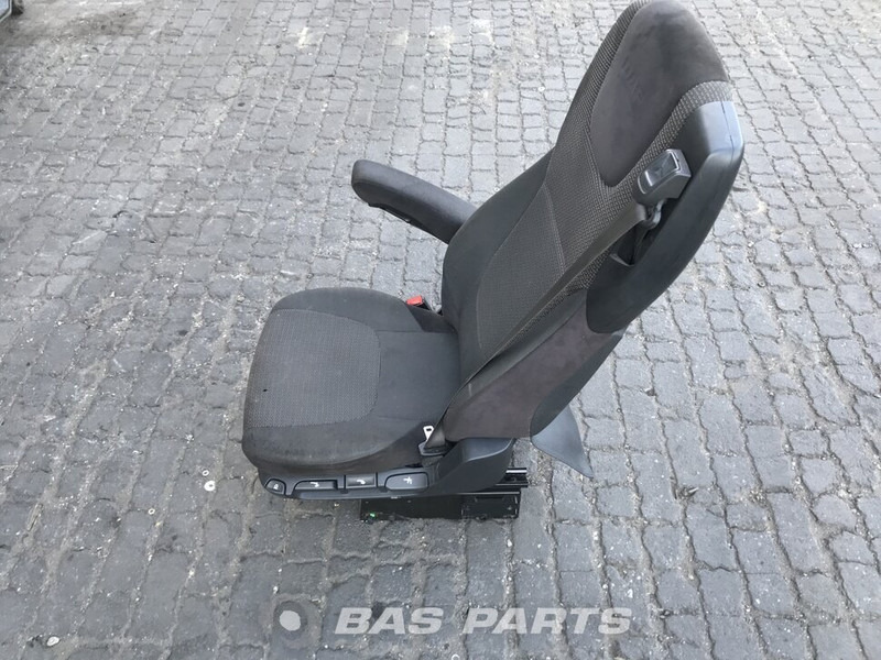 DAF XF106 - Zitplaats voor Vrachtwagen: afbeelding 3 DAF XF106 - Zitplaats voor Vrachtwagen: afbeelding 3
