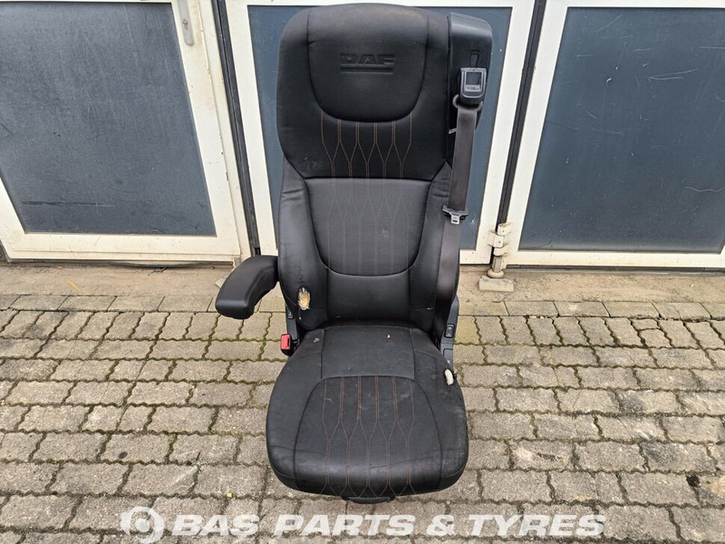 DAF XF106 - Zitplaats voor Vrachtwagen: afbeelding 1 DAF XF106 - Zitplaats voor Vrachtwagen: afbeelding 1