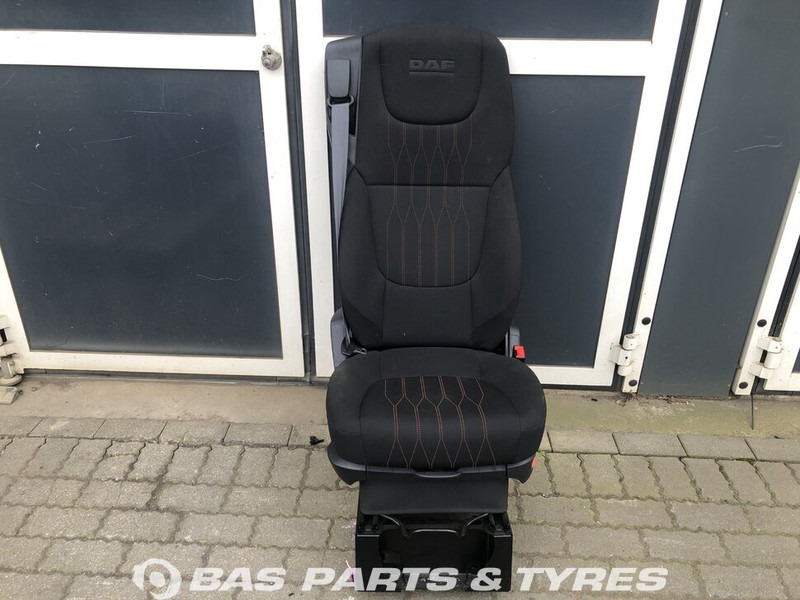 DAF XF106 - Zitplaats voor Vrachtwagen: afbeelding 1 DAF XF106 - Zitplaats voor Vrachtwagen: afbeelding 1