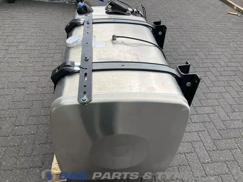 MAN - Brandstoftank voor Vrachtwagen: afbeelding 2 MAN - Brandstoftank voor Vrachtwagen: afbeelding 2