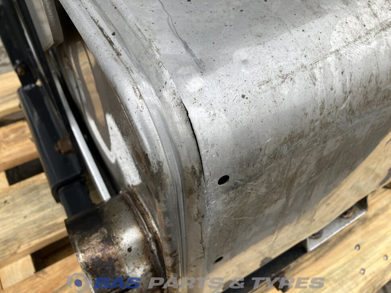 MAN Uitlaatdemper MAN 81151030039 - Geluiddemper voor Vrachtwagen: afbeelding 5 MAN Uitlaatdemper MAN 81151030039 - Geluiddemper voor Vrachtwagen: afbeelding 5