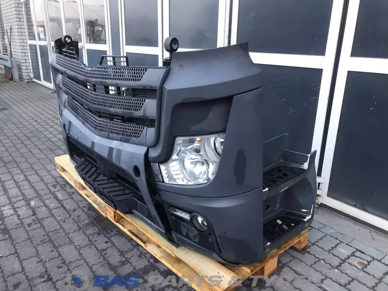 Mercedes-Benz Actros MP4 Bumper Mercedes A 960 310 23 22 - Bumper voor Vrachtwagen: afbeelding 2 Mercedes-Benz Actros MP4 Bumper Mercedes A 960 310 23 22 - Bumper voor Vrachtwagen: afbeelding 2