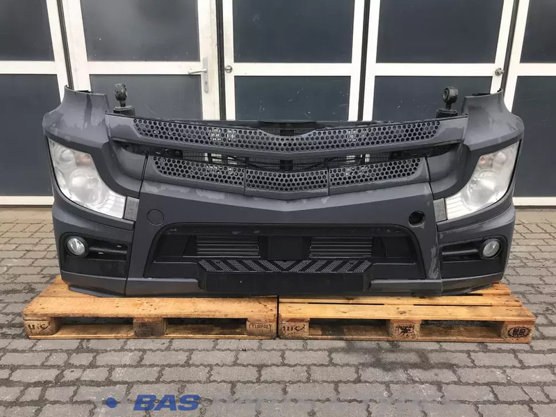Mercedes-Benz Actros MP4 Bumper Mercedes A 960 310 23 22 - Bumper voor Vrachtwagen: afbeelding 1 Mercedes-Benz Actros MP4 Bumper Mercedes A 960 310 23 22 - Bumper voor Vrachtwagen: afbeelding 1