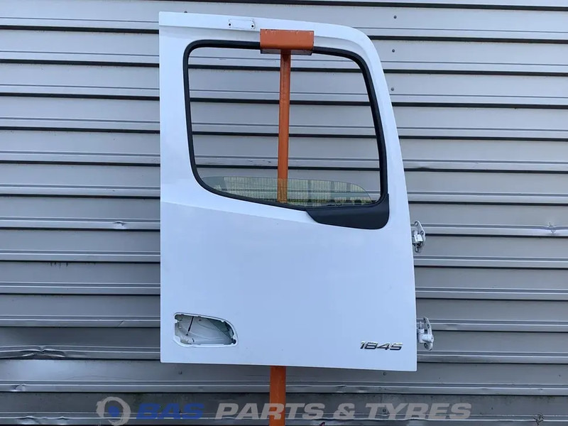 Mercedes-Benz Actros MP4 - Deur en onderdelen voor Vrachtwagen: afbeelding 1 Mercedes-Benz Actros MP4 - Deur en onderdelen voor Vrachtwagen: afbeelding 1