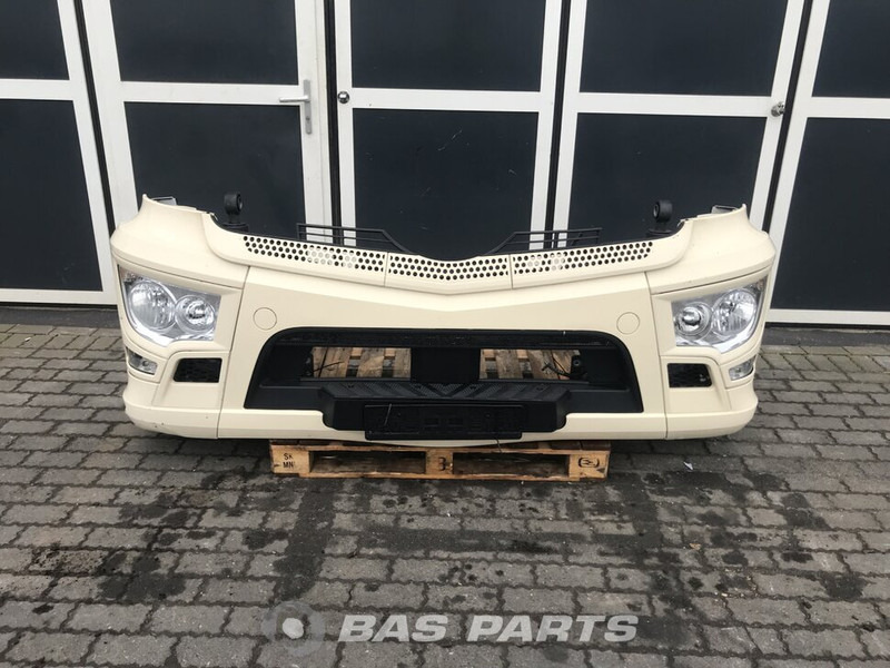 Mercedes-Benz Actros MP4 - Bumper voor Vrachtwagen: afbeelding 1 Mercedes-Benz Actros MP4 - Bumper voor Vrachtwagen: afbeelding 1
