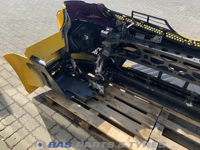 Mercedes-Benz Antos MP4 Bumper Mercedes A 960 310 23 22 - Bumper voor Vrachtwagen: afbeelding 4 Mercedes-Benz Antos MP4 Bumper Mercedes A 960 310 23 22 - Bumper voor Vrachtwagen: afbeelding 4