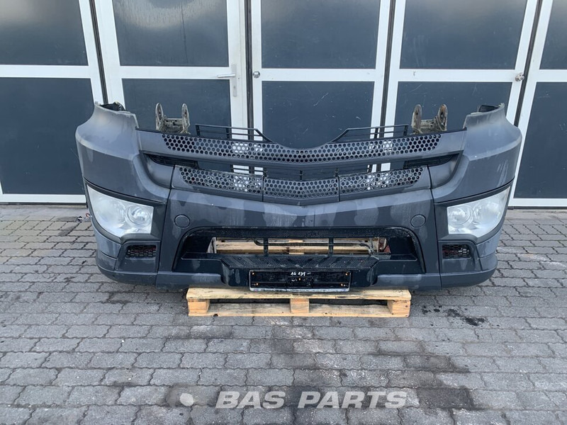 Mercedes-Benz Antos MP4 Bumper Mercedes A 960 880 63 72 - Bumper voor Vrachtwagen: afbeelding 1 Mercedes-Benz Antos MP4 Bumper Mercedes A 960 880 63 72 - Bumper voor Vrachtwagen: afbeelding 1