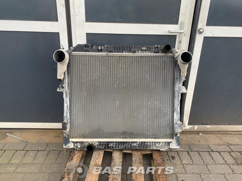 Mercedes-Benz Arocs - Radiateur voor Vrachtwagen: afbeelding 1 Mercedes-Benz Arocs - Radiateur voor Vrachtwagen: afbeelding 1