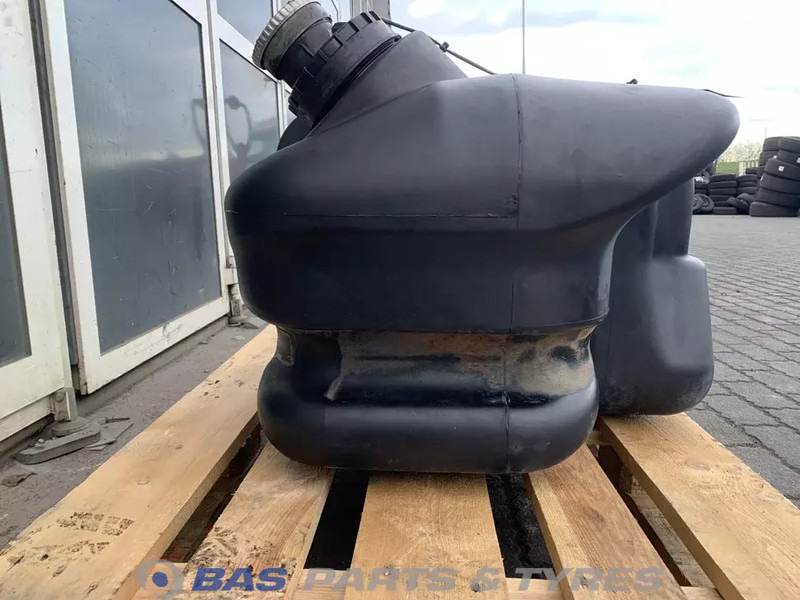 Mercedes-Benz Brandstoftank Mercedes 120 Liter A 967 471 04 01 - Brandstoftank voor Vrachtwagen: afbeelding 4 Mercedes-Benz Brandstoftank Mercedes 120 Liter A 967 471 04 01 - Brandstoftank voor Vrachtwagen: afbeelding 4