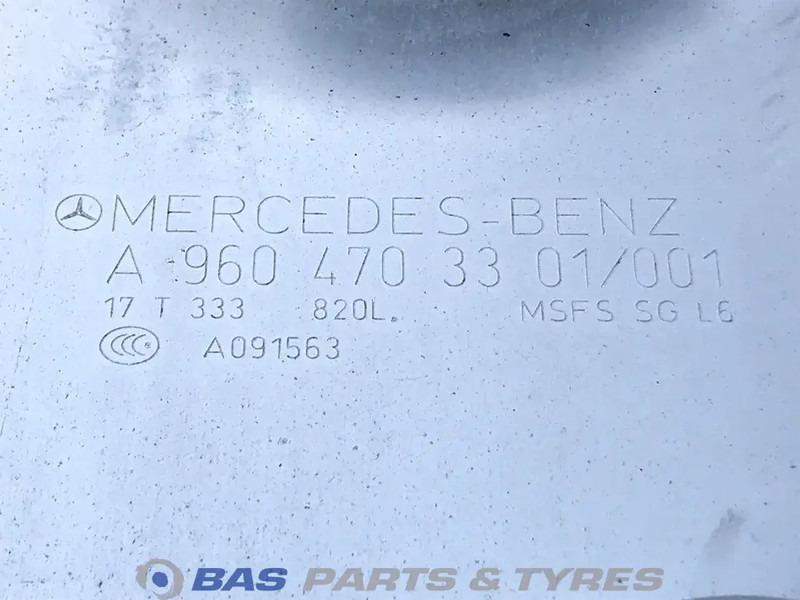 Mercedes-Benz Brandstoftank Mercedes 820 Liter A 960 470 34 01 - Brandstoftank voor Vrachtwagen: afbeelding 5 Mercedes-Benz Brandstoftank Mercedes 820 Liter A 960 470 34 01 - Brandstoftank voor Vrachtwagen: afbeelding 5