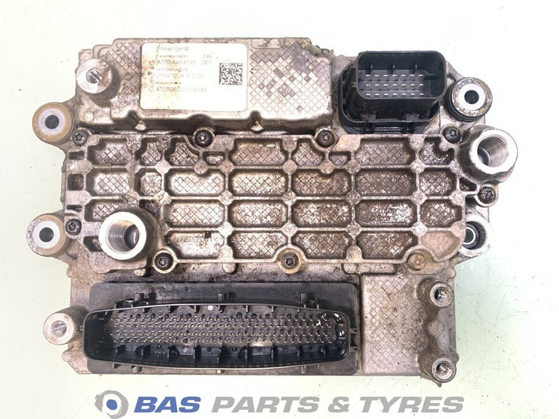 Mercedes-Benz Motor ECU Mercedes A 002 446 52 35 - ECU voor Vrachtwagen: afbeelding 1 Mercedes-Benz Motor ECU Mercedes A 002 446 52 35 - ECU voor Vrachtwagen: afbeelding 1