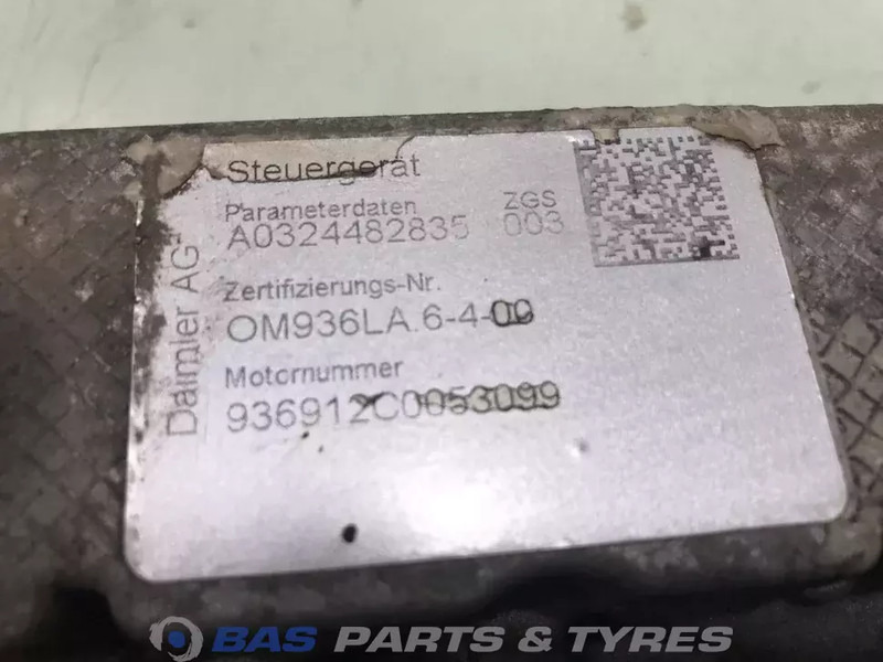 Mercedes-Benz  - ECU voor Vrachtwagen: afbeelding 4 Mercedes-Benz  - ECU voor Vrachtwagen: afbeelding 4