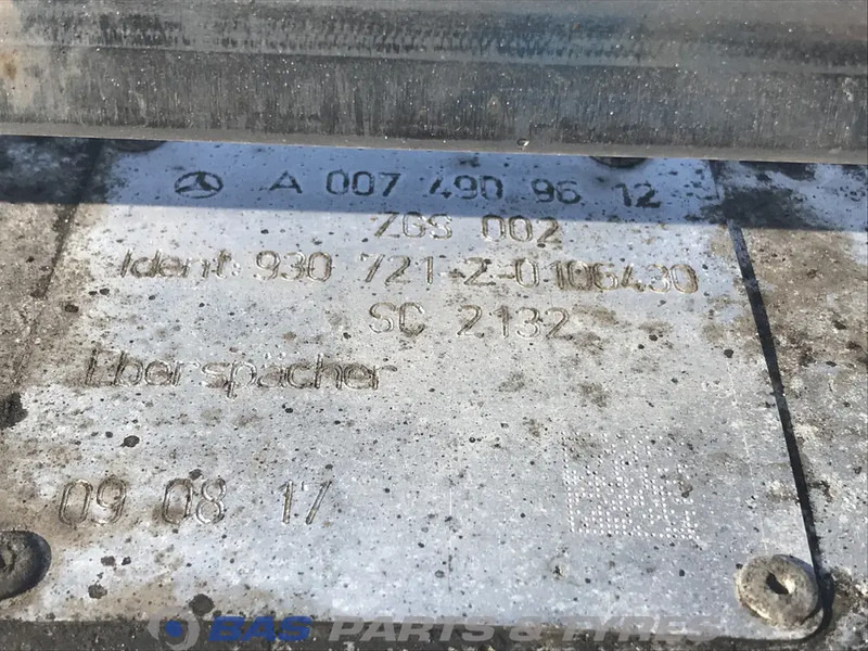 Mercedes-Benz Uitlaatdemper Mercedes A 007 490 96 12 - Geluiddemper voor Vrachtwagen: afbeelding 5 Mercedes-Benz Uitlaatdemper Mercedes A 007 490 96 12 - Geluiddemper voor Vrachtwagen: afbeelding 5