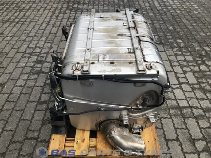 Mercedes-Benz Uitlaatdemper Mercedes A 008 490 21 12 - Geluiddemper voor Vrachtwagen: afbeelding 4 Mercedes-Benz Uitlaatdemper Mercedes A 008 490 21 12 - Geluiddemper voor Vrachtwagen: afbeelding 4