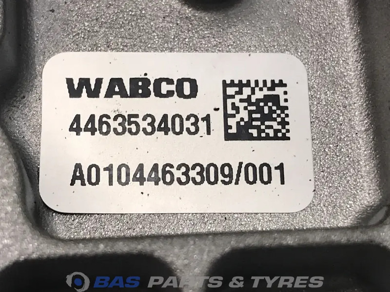 Mercedes-Benz Versnellingsbakdeksel Mercedes A 010 446 42 09 - Versnellingsbak voor Vrachtwagen: afbeelding 4 Mercedes-Benz Versnellingsbakdeksel Mercedes A 010 446 42 09 - Versnellingsbak voor Vrachtwagen: afbeelding 4