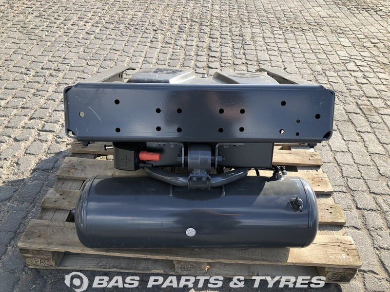 DAF CF Euro 6 Accubak DAF 1897413 - Onderdelen voor Vrachtwagen: afbeelding 2 DAF CF Euro 6 Accubak DAF 1897413 - Onderdelen voor Vrachtwagen: afbeelding 2