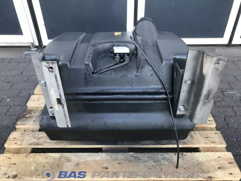 Renault  - Brandstoftank voor Vrachtwagen: afbeelding 4 Renault  - Brandstoftank voor Vrachtwagen: afbeelding 4