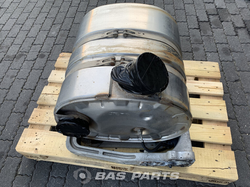 Renault PREMIUM Uitlaatdemper Renault kwaliteit 7420894957 - Geluiddemper voor Vrachtwagen: afbeelding 2 Renault PREMIUM Uitlaatdemper Renault kwaliteit 7420894957 - Geluiddemper voor Vrachtwagen: afbeelding 2