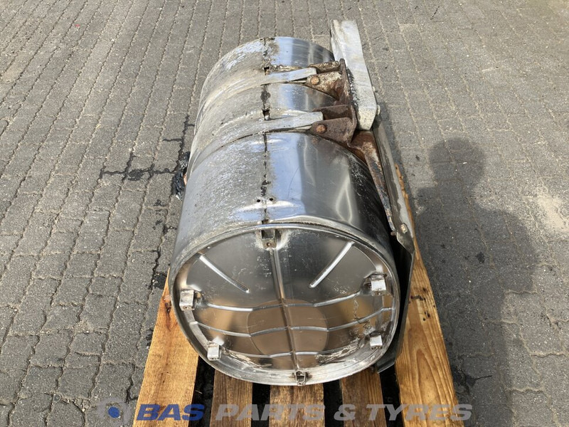 Renault Premium Euro 4-5 Uitlaatdemper Renault 7420899867 - Geluiddemper voor Vrachtwagen: afbeelding 1 Renault Premium Euro 4-5 Uitlaatdemper Renault 7420899867 - Geluiddemper voor Vrachtwagen: afbeelding 1