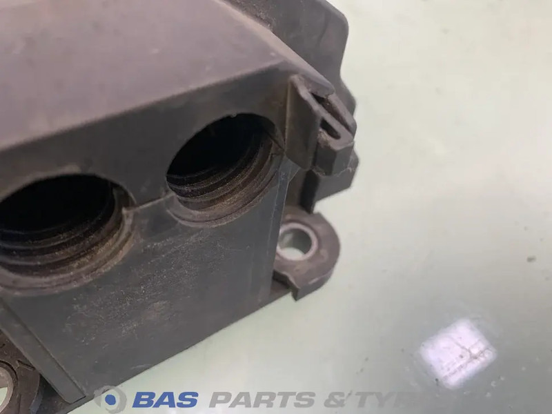 Renault T-Serie Regeleenheid EBS Renault 7421924965 - ECU voor Vrachtwagen: afbeelding 4 Renault T-Serie Regeleenheid EBS Renault 7421924965 - ECU voor Vrachtwagen: afbeelding 4