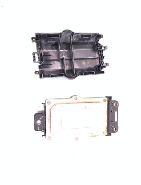 Renault T-Serie Regeleenheid EBS Renault 7421924965 - ECU voor Vrachtwagen: afbeelding 2 Renault T-Serie Regeleenheid EBS Renault 7421924965 - ECU voor Vrachtwagen: afbeelding 2