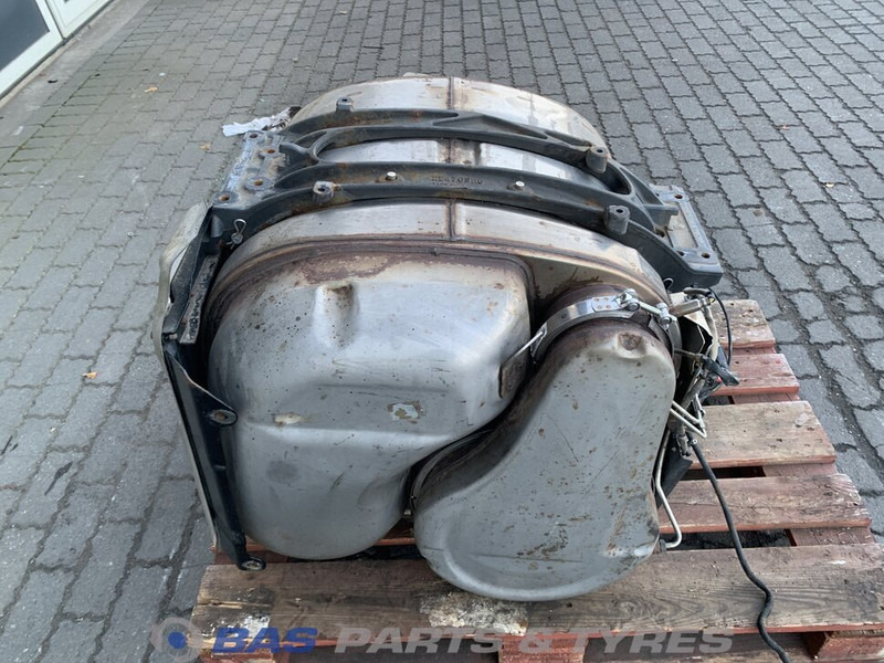 Renault Uitlaatdemper Renault 7422396038 - Geluiddemper voor Vrachtwagen: afbeelding 1 Renault Uitlaatdemper Renault 7422396038 - Geluiddemper voor Vrachtwagen: afbeelding 1