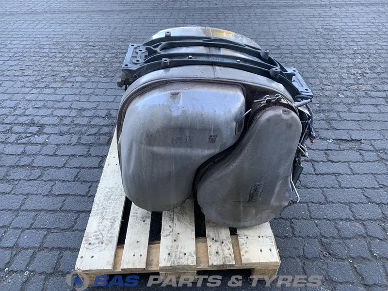 Renault Uitlaatdemper Renault 7422495990 - Geluiddemper voor Vrachtwagen: afbeelding 4 Renault Uitlaatdemper Renault 7422495990 - Geluiddemper voor Vrachtwagen: afbeelding 4