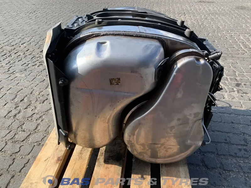 Renault Uitlaatdemper Renault 7422495990 - Geluiddemper voor Vrachtwagen: afbeelding 2 Renault Uitlaatdemper Renault 7422495990 - Geluiddemper voor Vrachtwagen: afbeelding 2