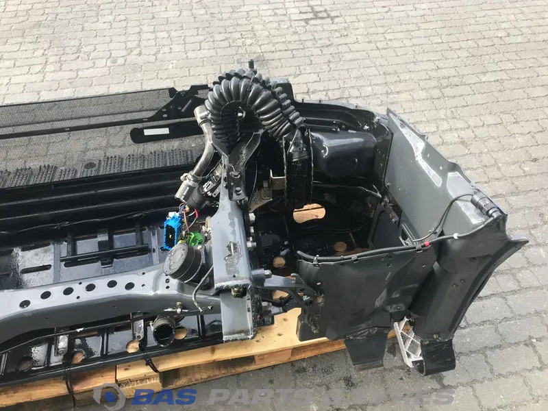 Scania G-Serie - Bumper voor Vrachtwagen: afbeelding 5 Scania G-Serie - Bumper voor Vrachtwagen: afbeelding 5