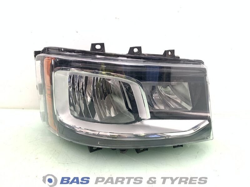 Scania Koplamp Rechts 2674391 - Koplamp voor Vrachtwagen: afbeelding 1 Scania Koplamp Rechts 2674391 - Koplamp voor Vrachtwagen: afbeelding 1
