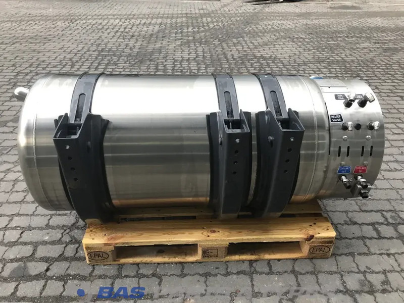 Scania LNG tank Scania 352 Liter 1776103 - Brandstoftank voor Vrachtwagen: afbeelding 3 Scania LNG tank Scania 352 Liter 1776103 - Brandstoftank voor Vrachtwagen: afbeelding 3