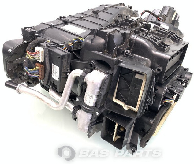 Volvo Airco systeem Volvo 82907198 - Verwarming/ Ventilatie voor Vrachtwagen: afbeelding 2 Volvo Airco systeem Volvo 82907198 - Verwarming/ Ventilatie voor Vrachtwagen: afbeelding 2