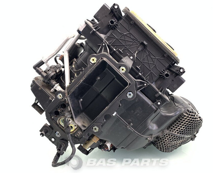 Volvo Airco systeem Volvo 82907198 - Verwarming/ Ventilatie voor Vrachtwagen: afbeelding 4 Volvo Airco systeem Volvo 82907198 - Verwarming/ Ventilatie voor Vrachtwagen: afbeelding 4