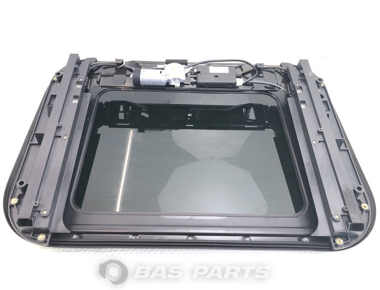 Volvo Dakluik Volvo 8191647 - Zonneklep voor Vrachtwagen: afbeelding 3 Volvo Dakluik Volvo 8191647 - Zonneklep voor Vrachtwagen: afbeelding 3