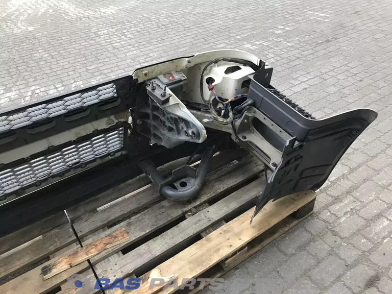 Volvo FE Euro 6 Bumper Volvo 82543887 - Bumper voor Vrachtwagen: afbeelding 5 Volvo FE Euro 6 Bumper Volvo 82543887 - Bumper voor Vrachtwagen: afbeelding 5