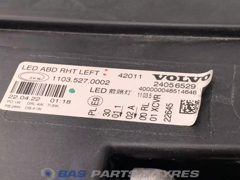 Volvo FH16 (FH5) Koplamp Links 22656781 - Koplamp voor Vrachtwagen: afbeelding 3 Volvo FH16 (FH5) Koplamp Links 22656781 - Koplamp voor Vrachtwagen: afbeelding 3