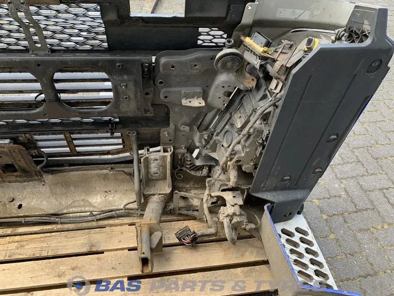 Volvo FH4 Bumper Volvo 21601499 - Bumper voor Vrachtwagen: afbeelding 5 Volvo FH4 Bumper Volvo 21601499 - Bumper voor Vrachtwagen: afbeelding 5