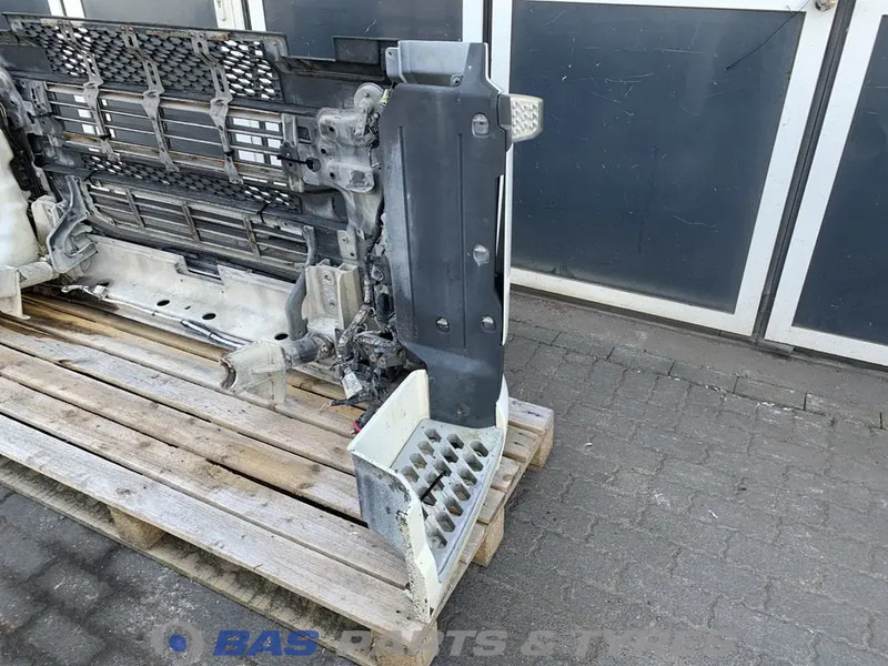 Volvo FH4 Bumper Volvo 78670305 - Bumper voor Vrachtwagen: afbeelding 5 Volvo FH4 Bumper Volvo 78670305 - Bumper voor Vrachtwagen: afbeelding 5