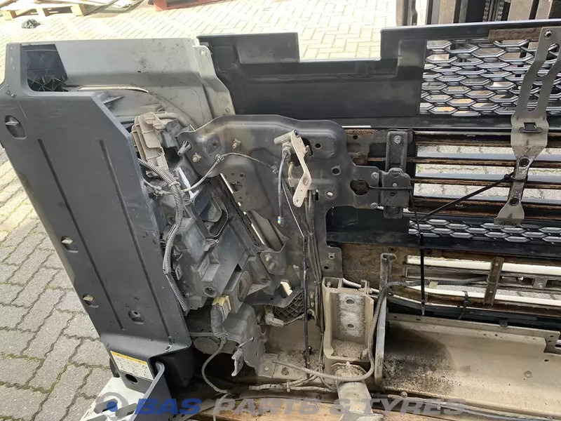 Volvo FH4 Bumper Volvo 82139942 - Bumper voor Vrachtwagen: afbeelding 4 Volvo FH4 Bumper Volvo 82139942 - Bumper voor Vrachtwagen: afbeelding 4